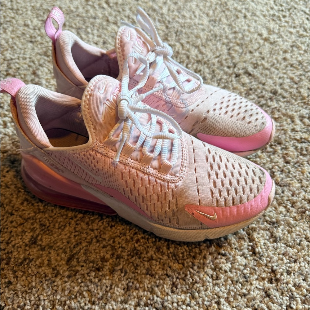 Nike Air Max Light Pink Sneakers
